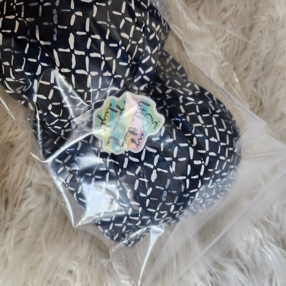 Nip Tuck Nautical Foil Twist Front Tummy Control Women Swimsuit Size 6 - Picture 13 of 14